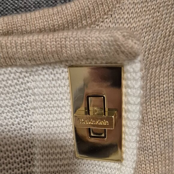 CALVIN KLEIN PONCHO  - ONE SIZE - Picture 3 of 6